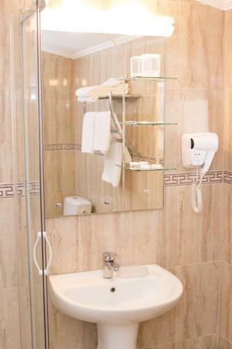 Hostal Complex Azar