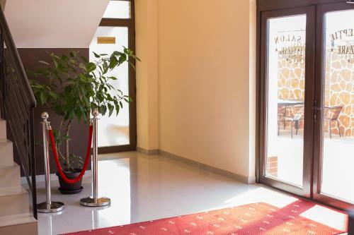 Hostal Complex Azar