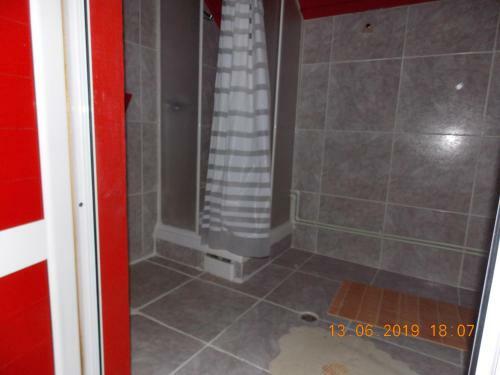 Hostal Barlogul Ursilor Lepsa