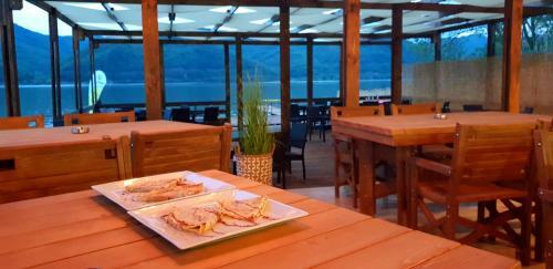 Hotel Clisura Dunarii- Danube Village Resort