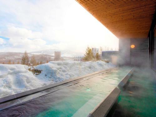 Rusutsu Resort Hotel & Convention
