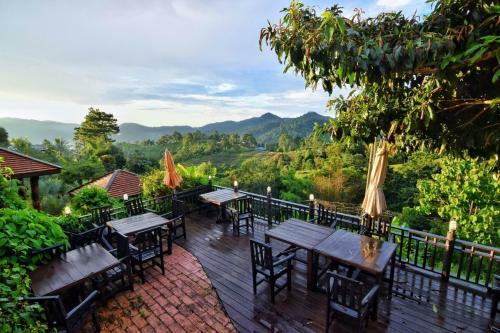 Hotel Phu Mork Dao Resort