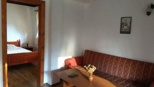 Shtastlivcite Family Hotel