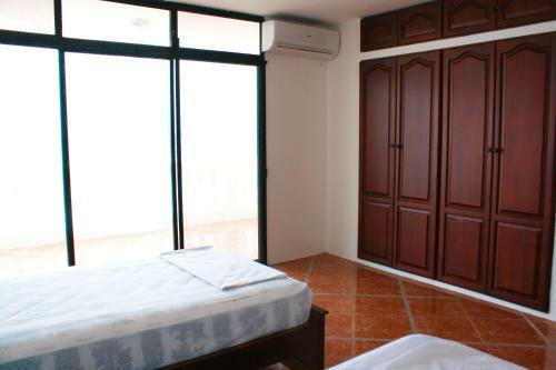 Hotel Hostel Casa Blanca