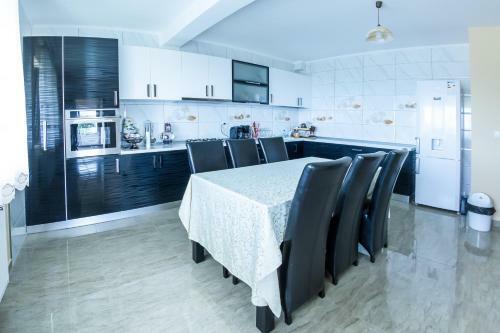 Hostal Conacul Lui Bulic?