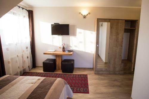 Hostal Pensiunea Brise
