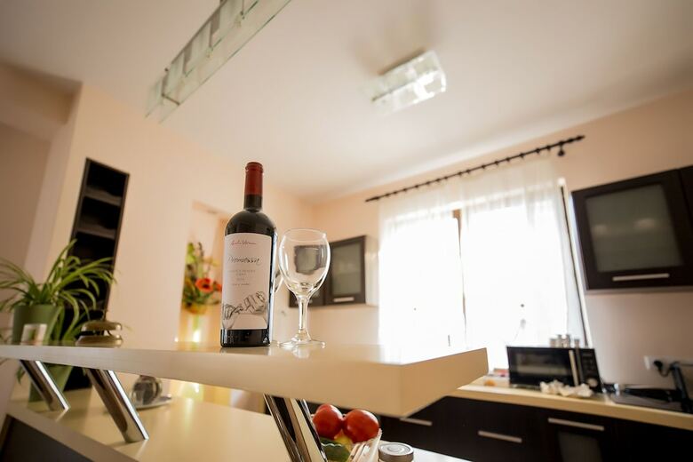 Hostal Flora Luxury House