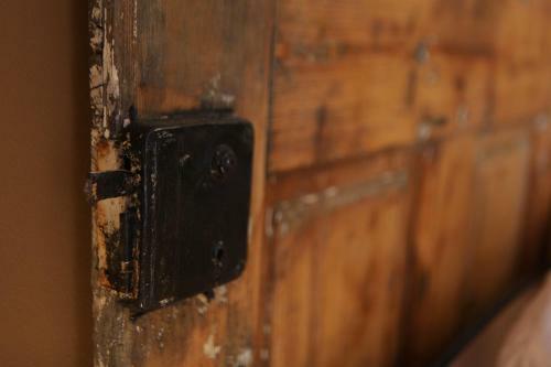 Hostal Casa Cu Usi - House Of Doors