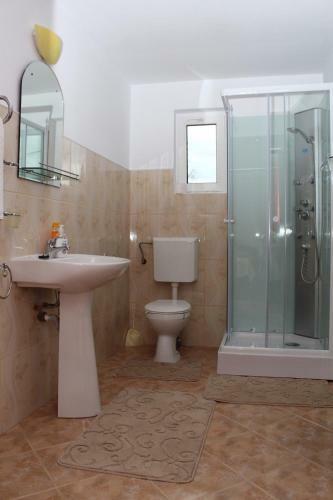 Hostal Complex Agroturistic Flori