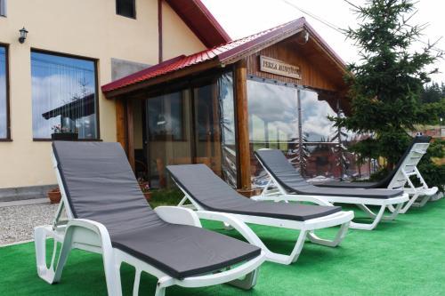 Hostal Perla Mun?ilor