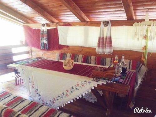 Hostal Pensiune La Becu
