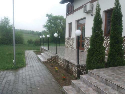 Hostal Pension Cetate Valc?u De Sus