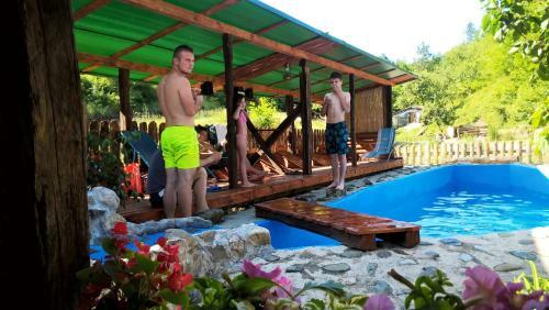 Hostal Guest House Lopatnica
