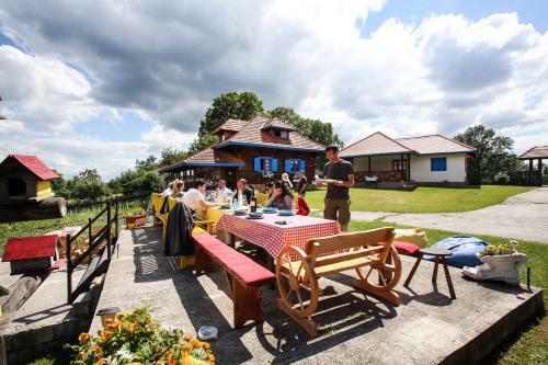 Agroturismo Etno Selo Rajski Konaci