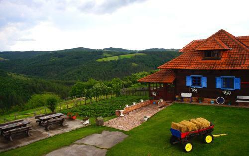 Agroturismo Etno Selo Rajski Konaci