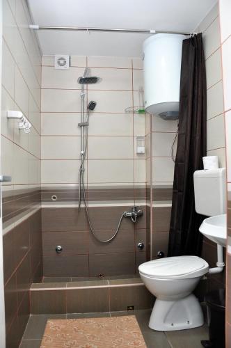 Cream Apartment