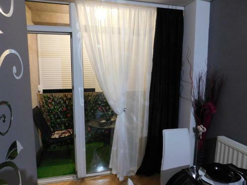 Velvet Lux Apartment