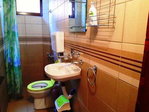 Hostal Ni? Apartman