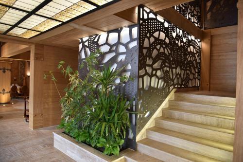 Hotel Emrovic Raj