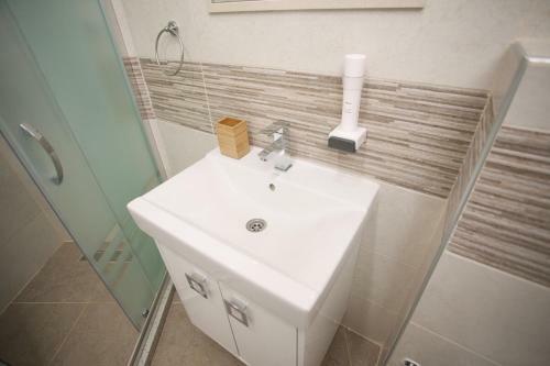Hostal Prenociste Brocat