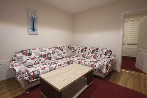 Hostal Prenociste Brocat
