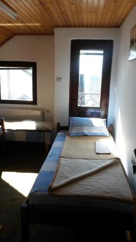 Hostal Mico Np Guest House