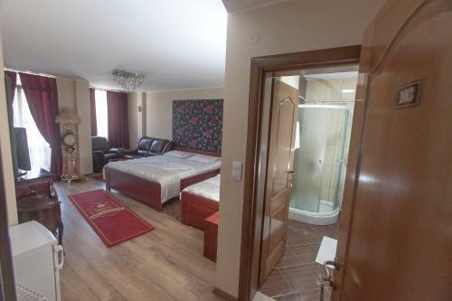 B&B Agu?evi?