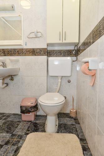 Barba Apartment