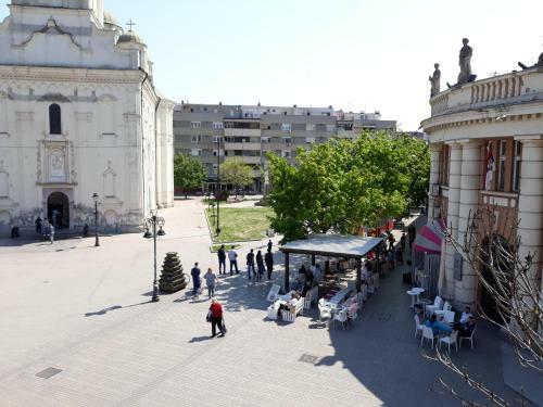 Nikolas Grand Apartments