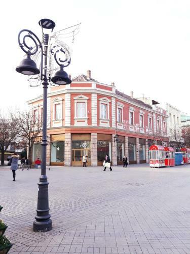 Nikolas Grand Apartments