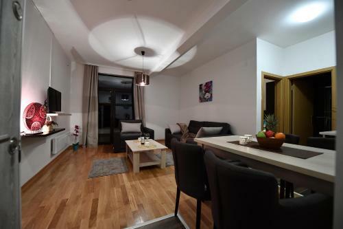 Dvori Apartments