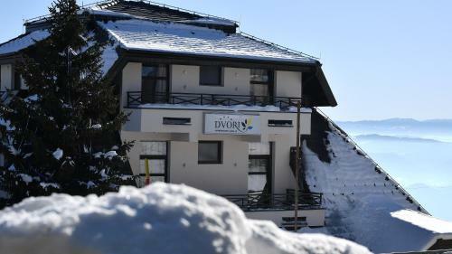 Dvori Apartments
