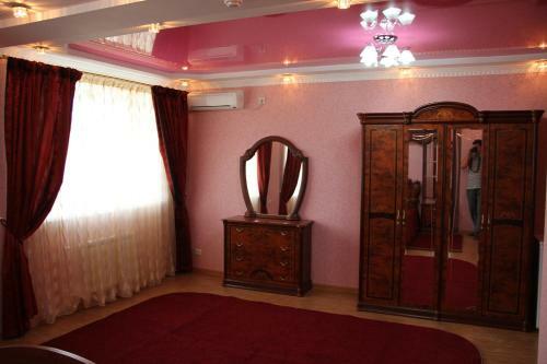 Zhemchuzhina Hotel