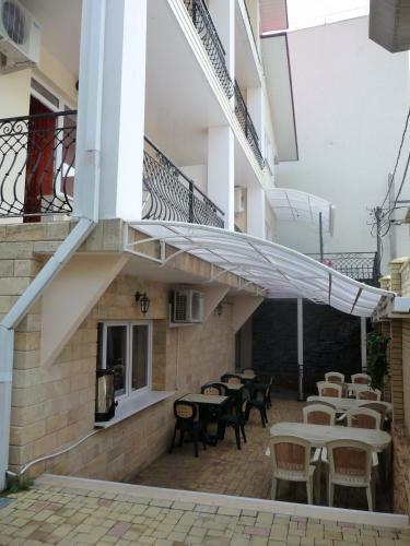 Hostal Sad U Morya Guest House