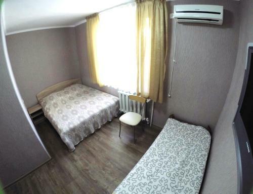 Hostal Guest House Equator