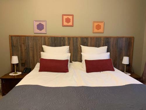 Hotel Imeniye Altun Lake House