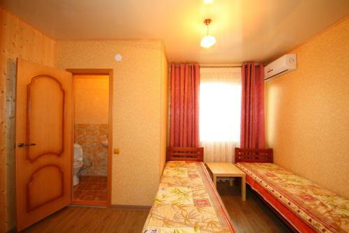 Hostal Guest House On Turgeneva 172a