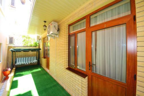 Hostal Guest House On Turgeneva 172a