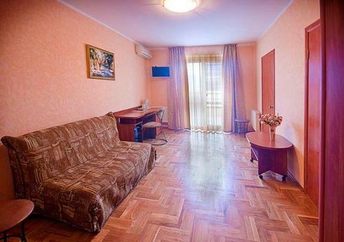 Hostal Diamant Guest House