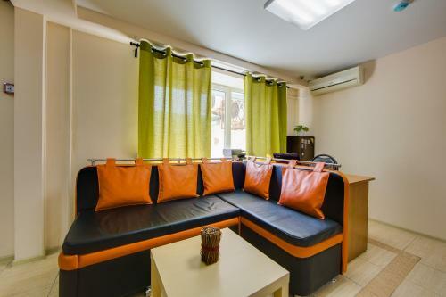 Leto Hostel