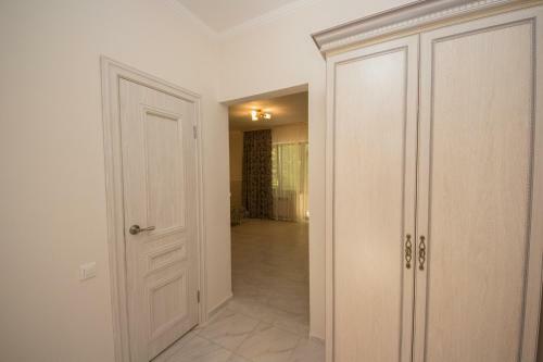 Hostal Guest House Kompliment