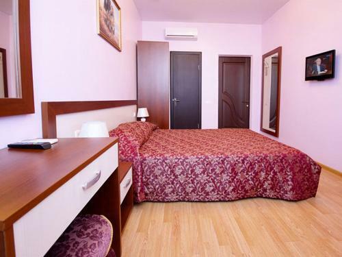 Hostal Yunona Guest House