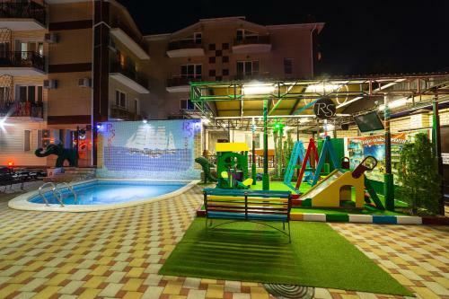 Rs-royal Hotel