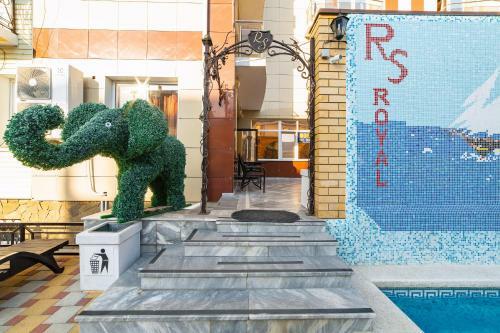 Rs-royal Hotel