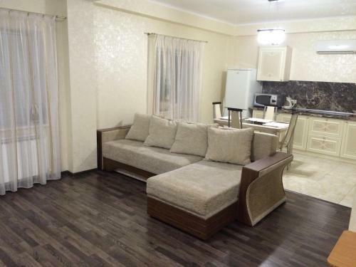 Apartment Turgeneva 236/1
