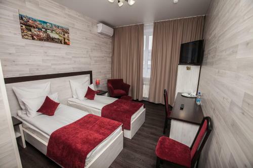 Fox Hotel