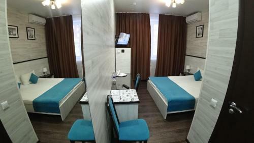 Fox Hotel