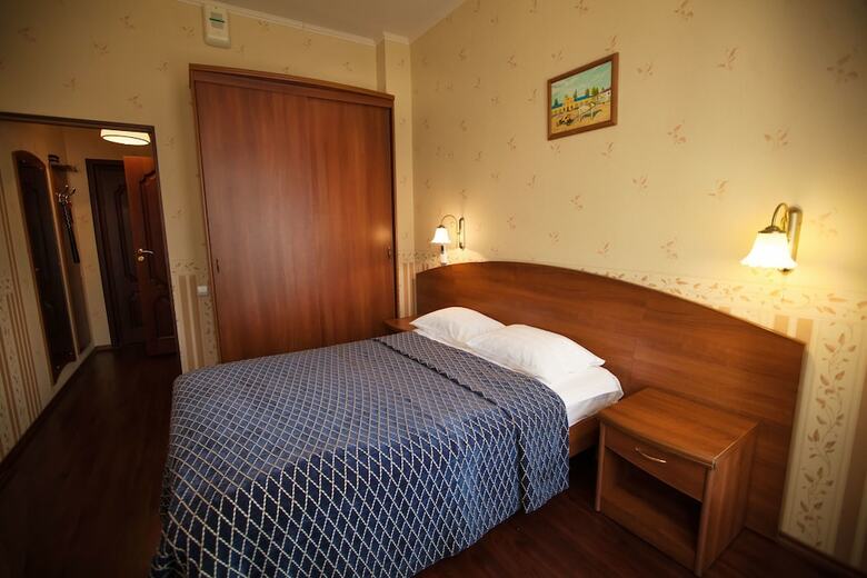 Kupecheskiy Club Hotel