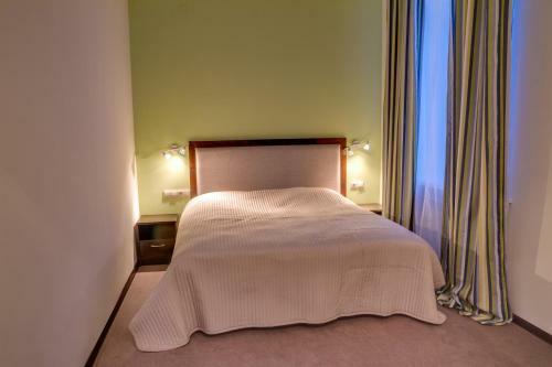 Elbrus Hotel