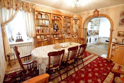 Hostal Guest House U Monastyrskoy Steny
